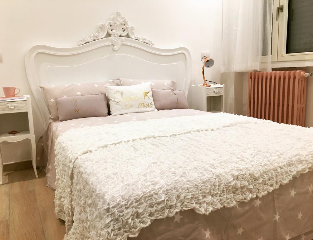 La Maison Extravagante Saronno Exteriör bild