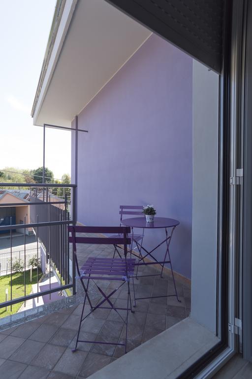La Maison Extravagante Saronno Exteriör bild