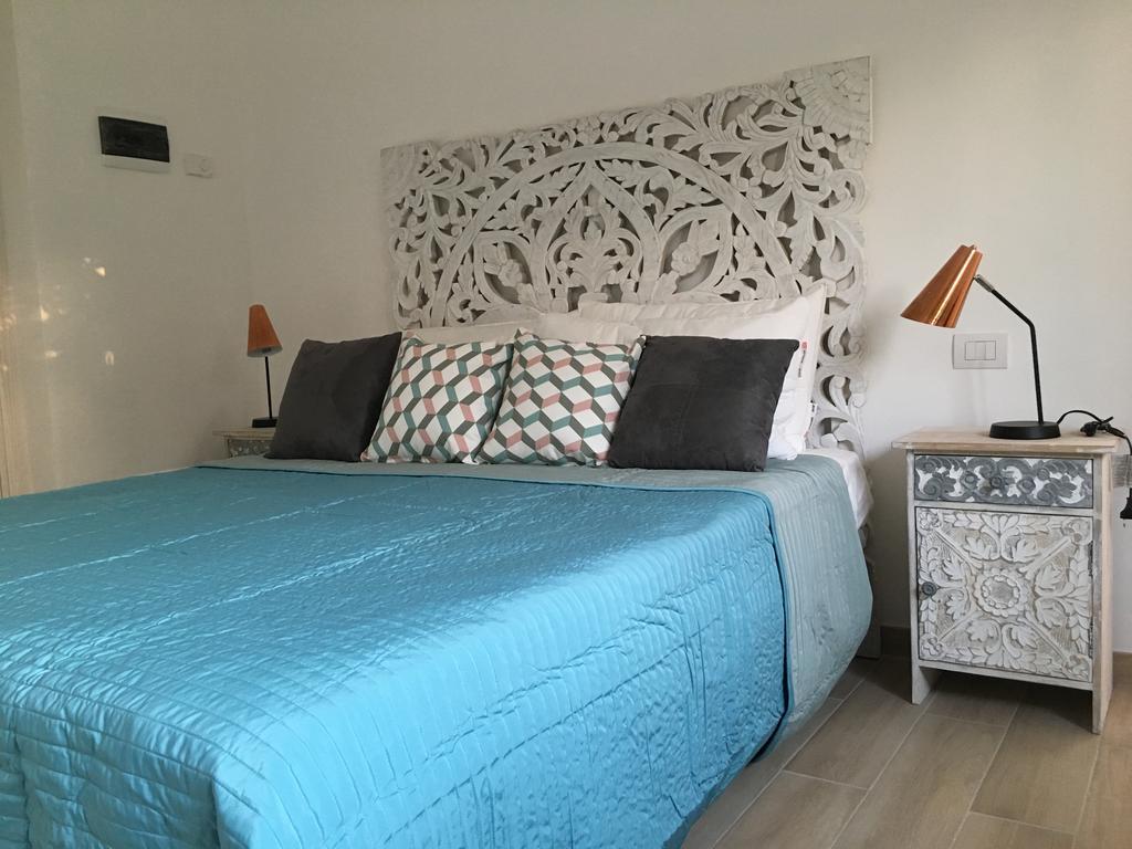 La Maison Extravagante Saronno Exteriör bild