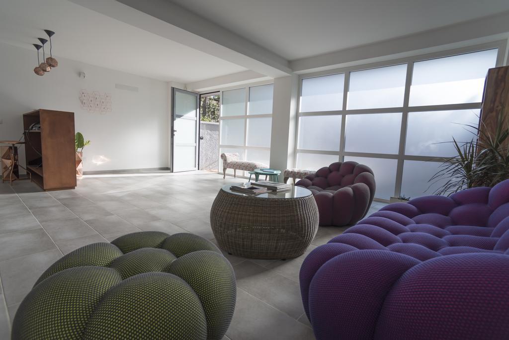 La Maison Extravagante Saronno Exteriör bild
